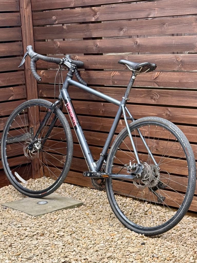 Genesis CDA 10 gravel/road Bike – Grey, Good Condition