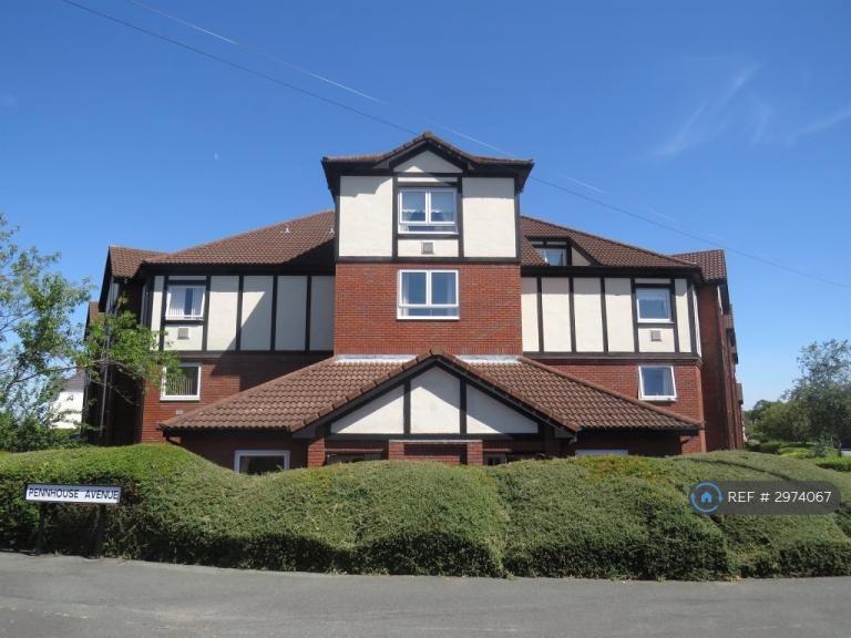 2 bedroom flat in Pennhouse Avenue, Wolverhampton, WV4 (2 bed) (#2974067)