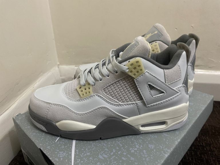 Jordan 4