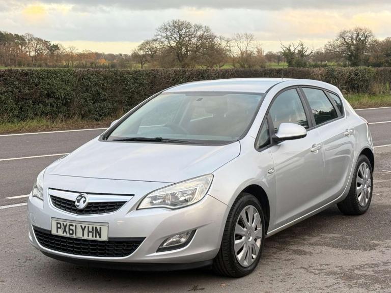 2011 Vauxhall Astra 1.7 Astra Exclusive CDTI 5dr Hatchback Diesel Manual