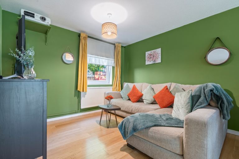 Long Stay for Contactors | Business Travelers in SE1 Southwark- Near London Bridge