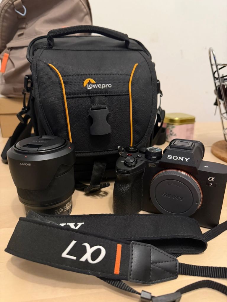 Sony Alpha A7 IV Camera Kit with 2 Lenses – Excellent Condition
