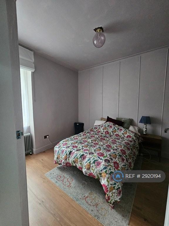 1 bedroom flat in Moat Terrace, Edinburgh, EH14 (1 bed) (#2920194)