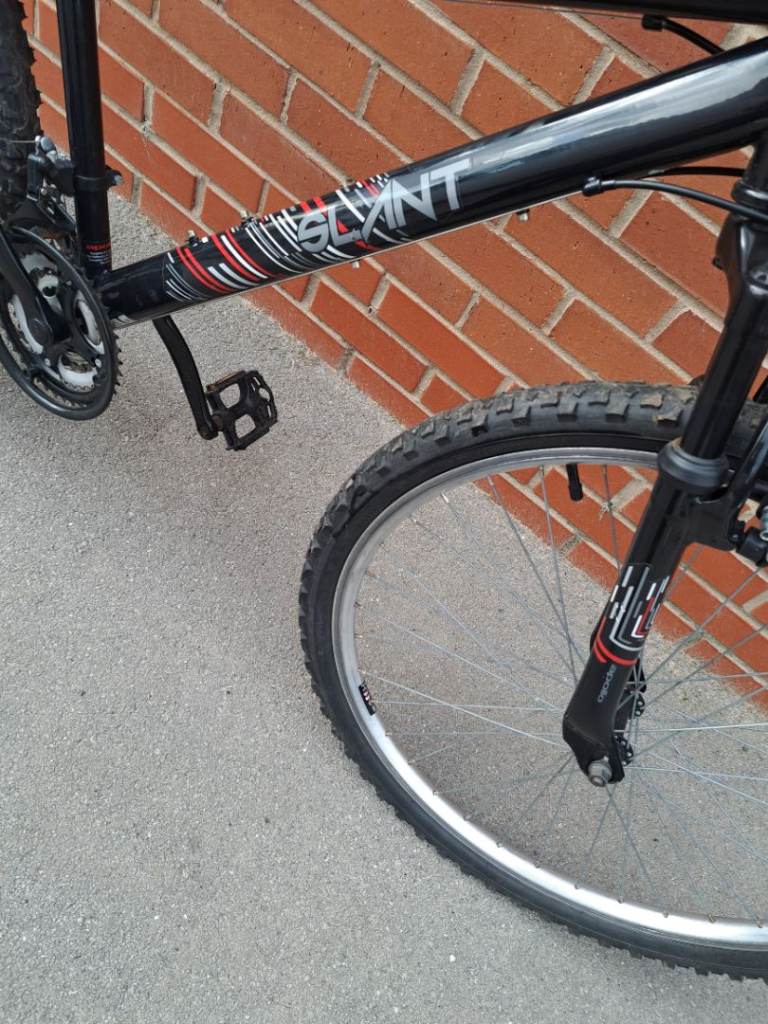 Junior's apollo mountain bike brilliant condition 