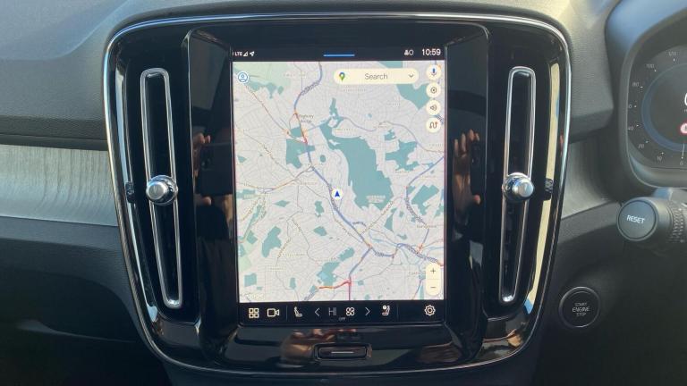 2024 Volvo XC40 2.0 B3 MHEV Ultra Bright SUV 5dr Petrol Hybrid DCT Auto Euro 6 (s/s) (163 p ESTAT...