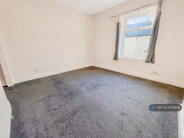 2 bedroom house in Fraser Street, Burnley, BB10 (2 bed) (#2703898)