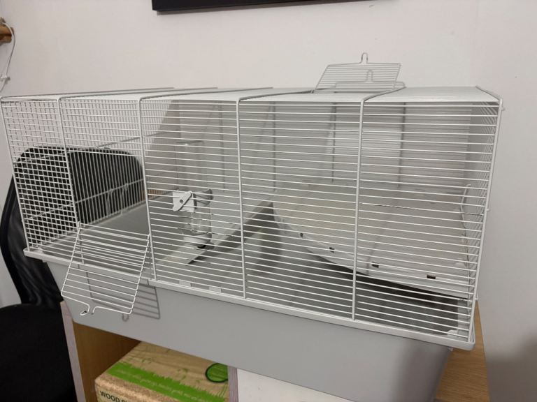 Hamster cage and accessories 