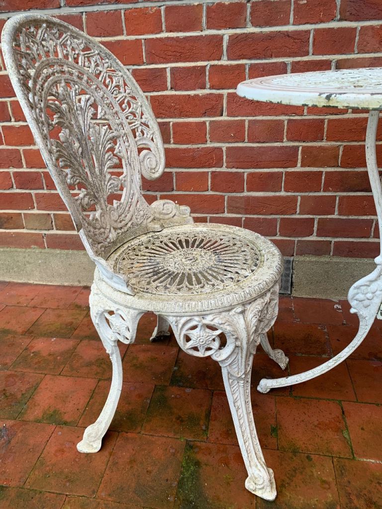 Garden furniture 