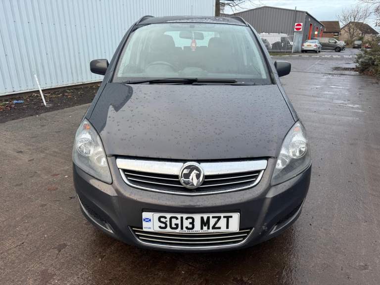 VauxhallZAFIRA MPV 2013 Manual with MOT till Nov 26