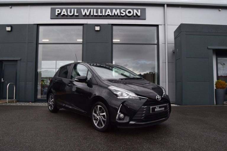 2020 Toyota Yaris 1.5 VVT-i Y20 5dr [Bi-tone] HATCHBACK PETROL Manual