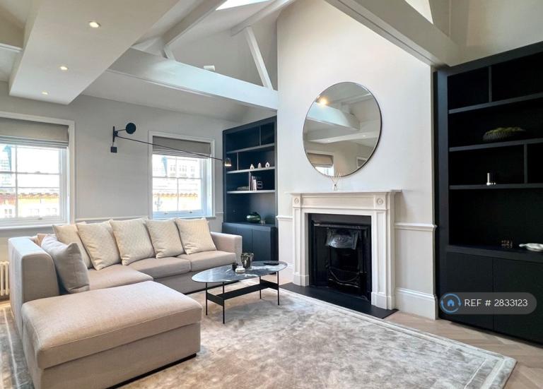 2 bedroom flat in Great Titchfield Street, London, W1W (2 bed) (#2833123)