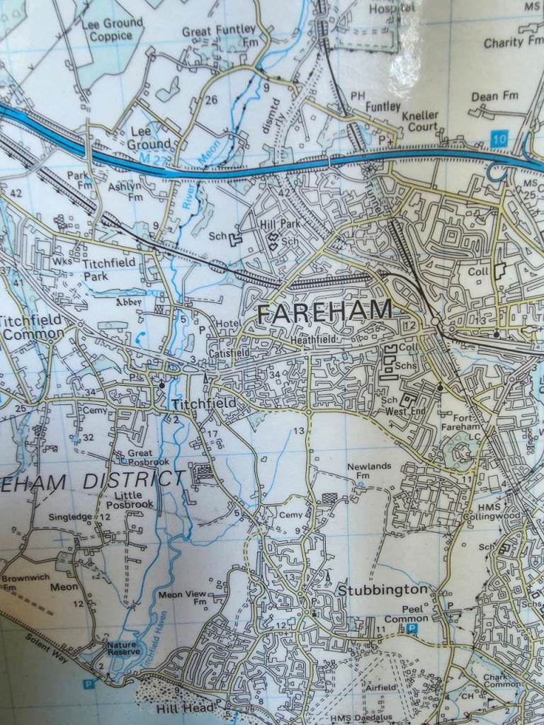 Large wall hanging map: Fareham/solent/IOW