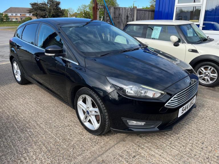 2017 Ford Focus 1.0T EcoBoost Zetec Edition Euro 6 (s/s) 5dr HATCHBACK Petrol Manual