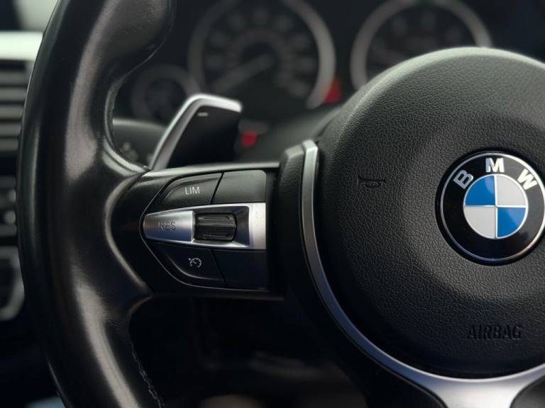 2016 BMW 3 Series 3.0 335d M Sport Saloon 4dr Diesel Auto xDrive Euro 6 (s/s) (313 ps) Saloon Die...