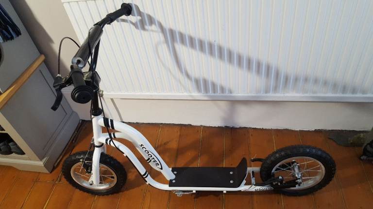 Kids Scooter, Chunky Air-Inflated Wheels, Adjustable Handlebars. Used ...
