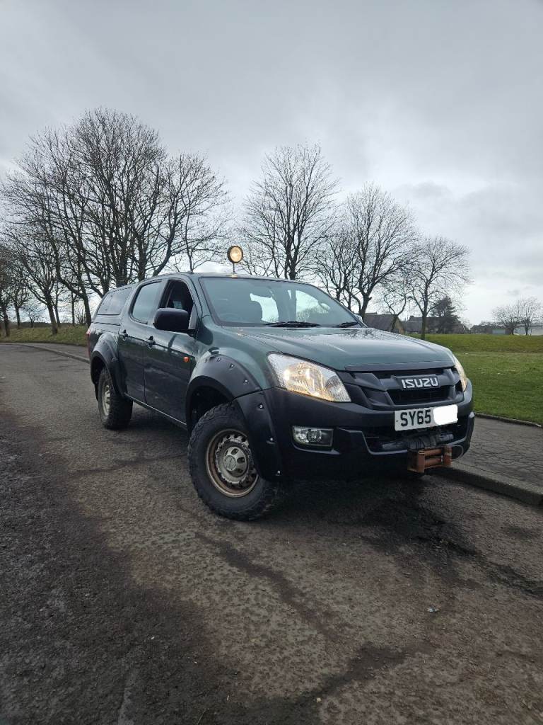 65 Reg Isuzu D-Max 4x4 D-Cab pick up 2.5 Diesel sim Navara,Ranger,Hilux