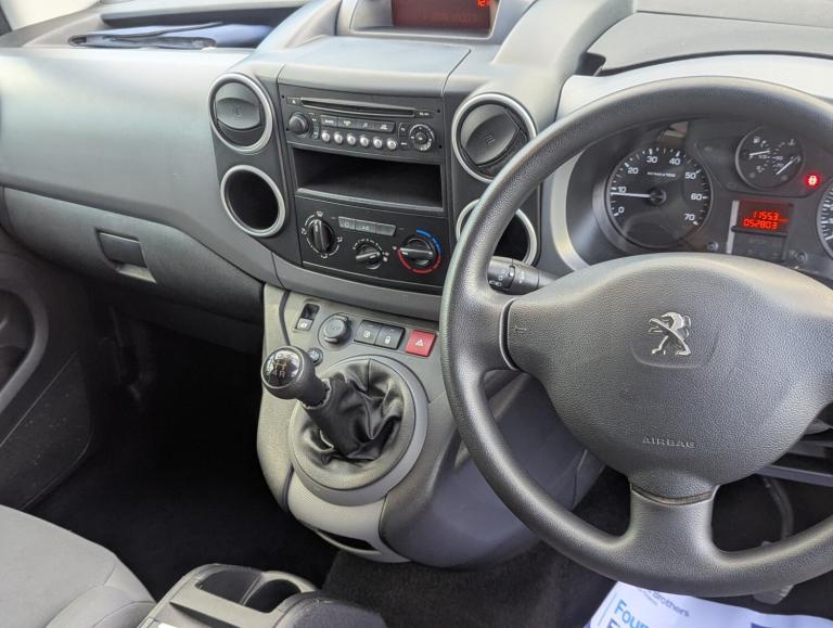 2025 Peugeot Partner 1.6 HDI  Diesel Manual