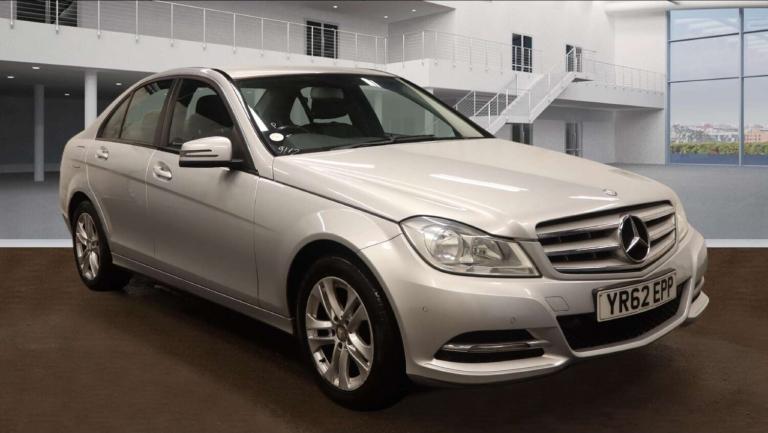 2012 Mercedes-Benz C Class 2.1 C200 Executive SE CDi BlueEfficiency Auto 4dr Saloon Diesel Automatic