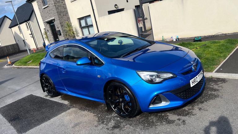 Vauxhall, ASTRA GTC, Hatchback, 2014, Manual, 1998 (cc), 3 doors