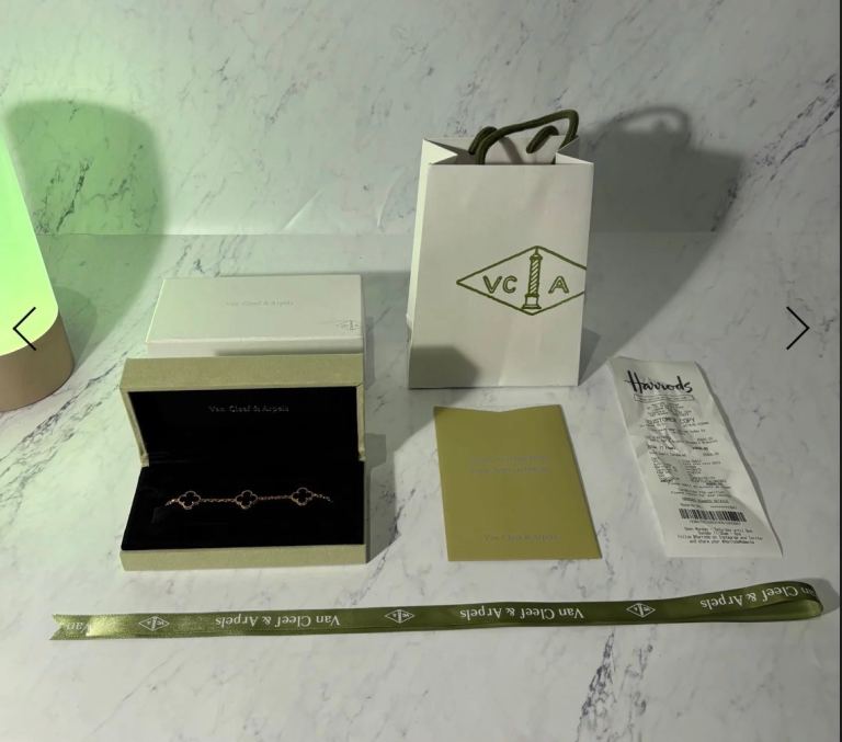 Van Cleef & Arpels Alhambra Bracelet - Gold & Black, New