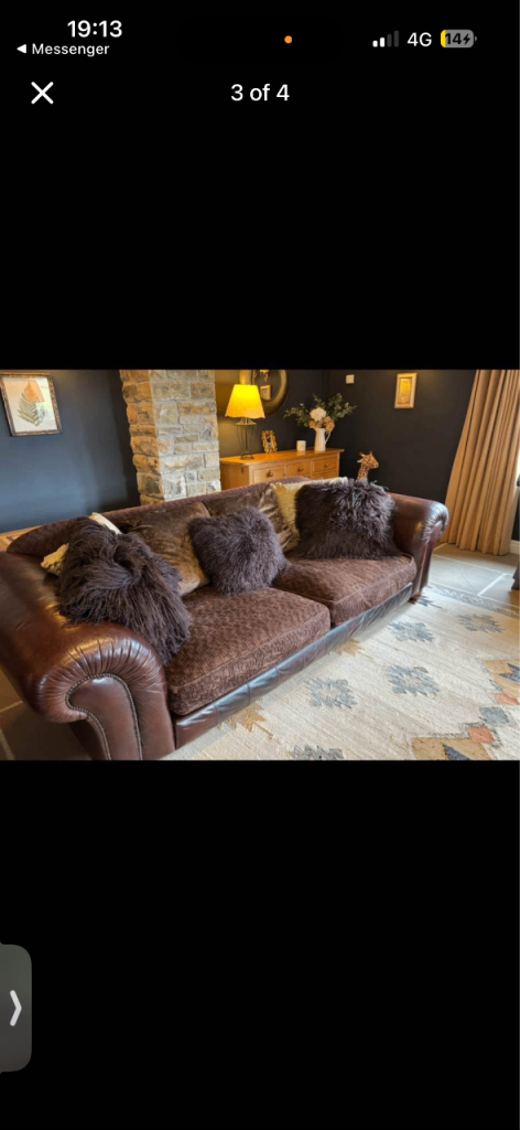Barker stone house 4 seater 