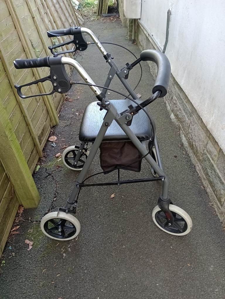 Rollator Walking Frame 