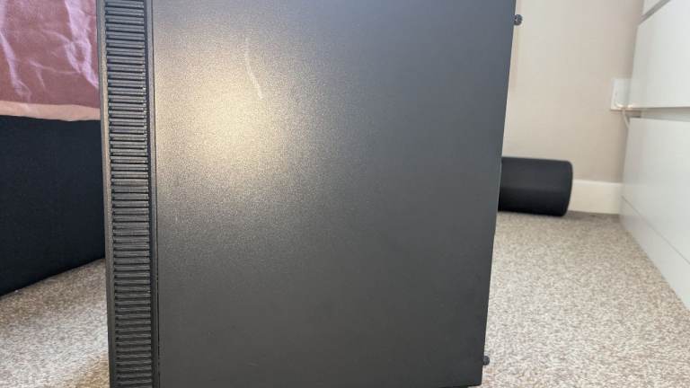 GAMING PC - RX6600 RYZEN 5600 COD, BATTLEFIELD, FORTNITE, GTA, 