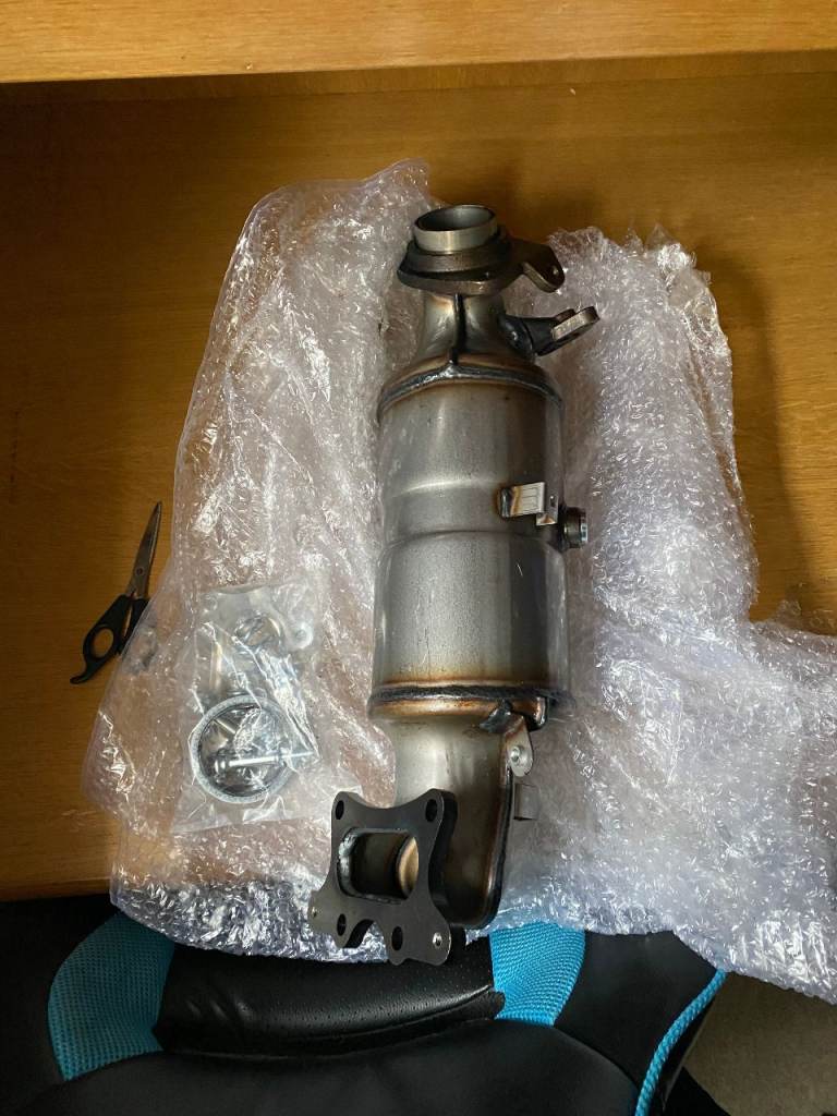 Honda CRV 2.0l iVtec Catalytic Converter