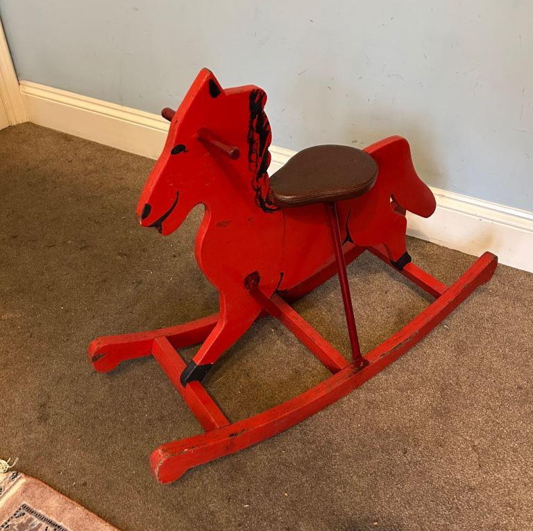 Selection of Vintage Children’s Garden Furniture / Toy £8 each or Job Lot £30 Good condition  J111B
