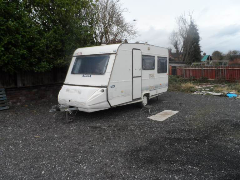 1998 ADRIA 4 BERTH CARAVAN 