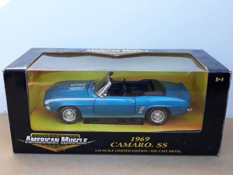 1969 Chevrolet Camaro SS convertible - 1/18 scale model car