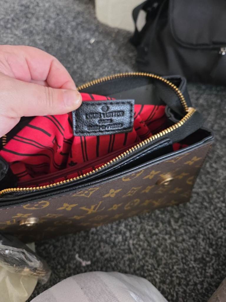 Louis vuitton handbag