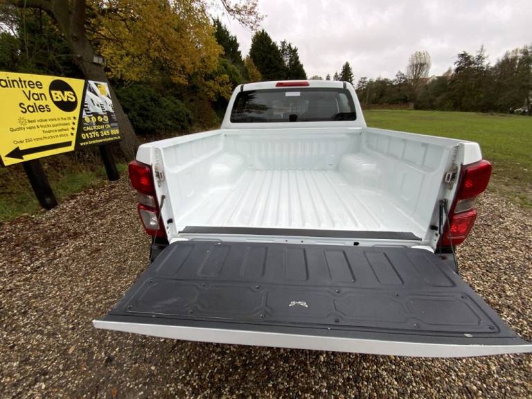 2022 Isuzu D-Max 1.9 TD Utility Pickup Double Cab 4dr Diesel Manual 4WD Euro 6 (s/s) (164 ps PICK...