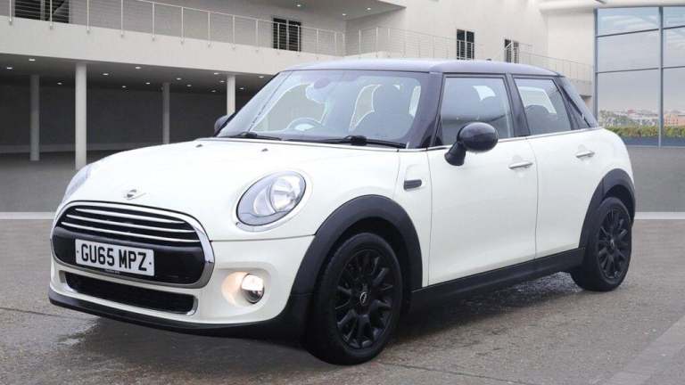 2015 MINI Hatch 1.5 Cooper 5dr HATCHBACK PETROL Manual