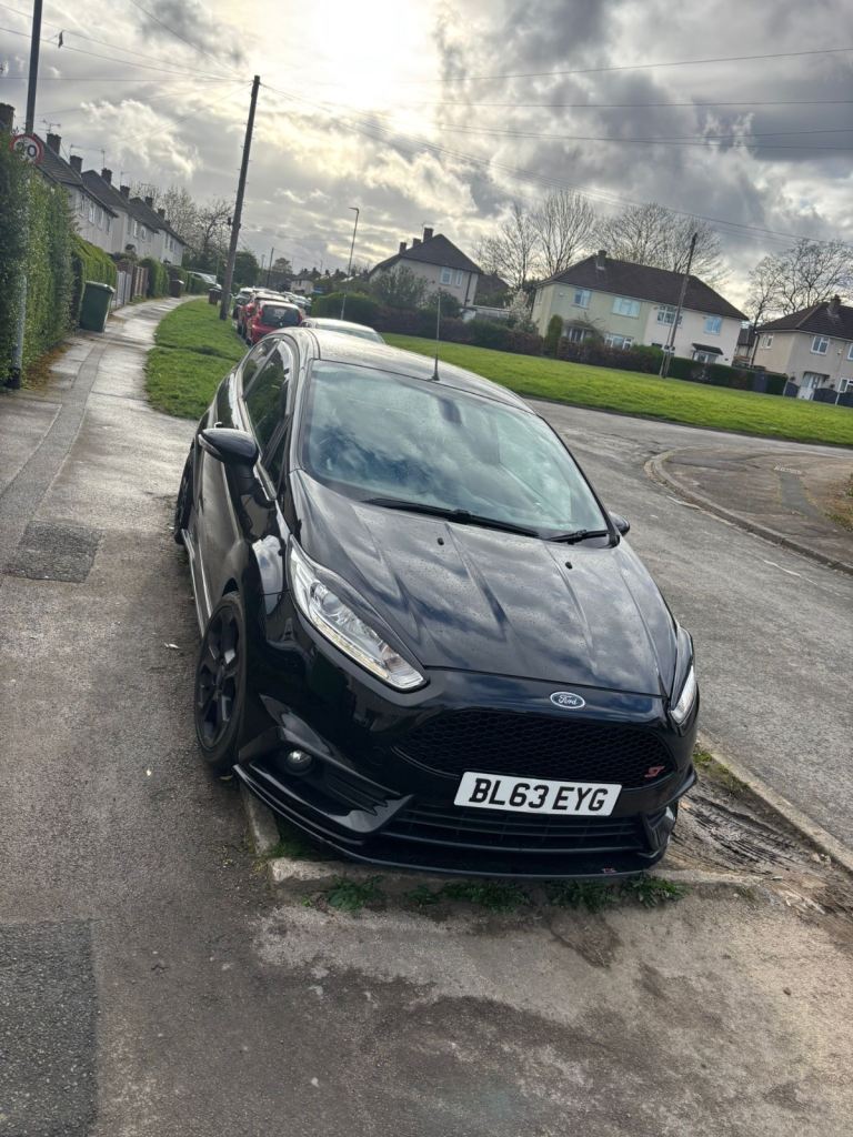 Ford fiesta St-2 1.6 Petrol 