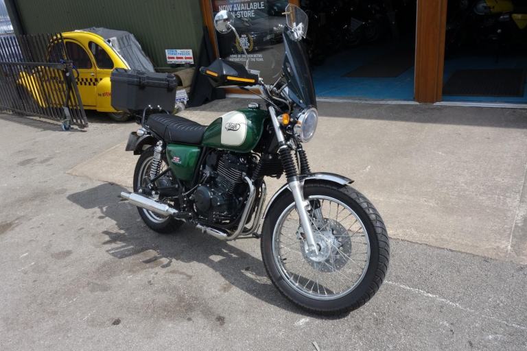 Mash Motorcycles Five Hundred 400 Roadster/Retro Petrol Manual Euro 5... 2024/74