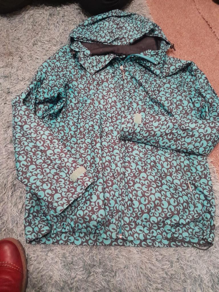 Maine Lightweight Shower/Wind Jacket (10)