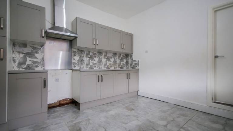 3-Bedroom House in Stirchley