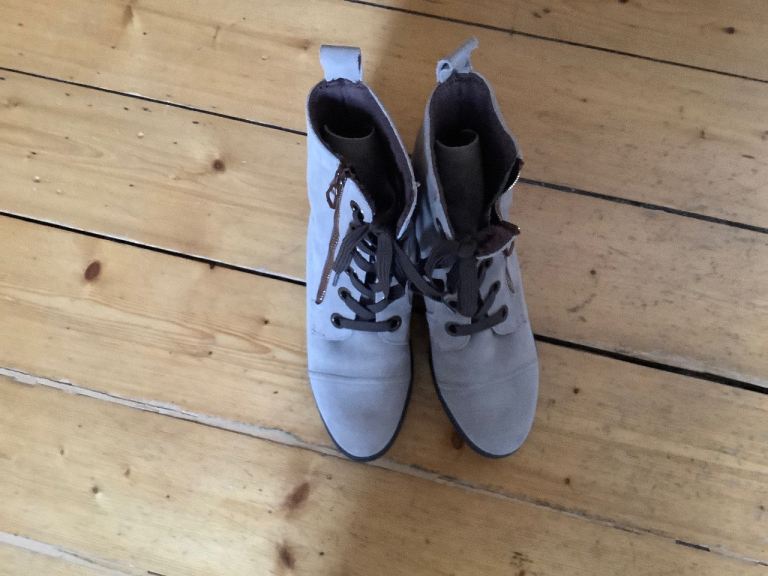 Pair of ladies’ boots