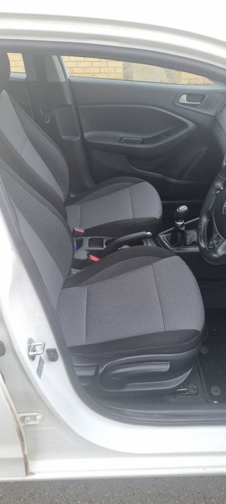 hyundai i20 1.2 2018 manual petrol