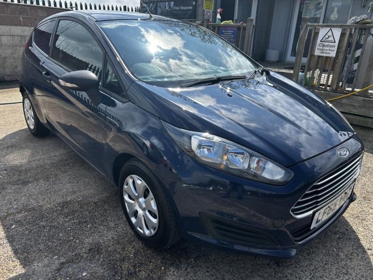 FORD FIESTA VAN 1.5 TDCi ECOnetic 2015