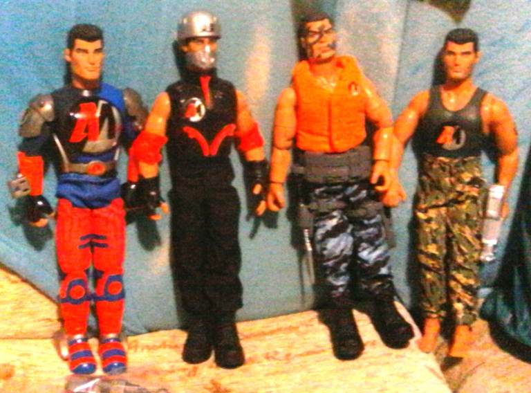 4 ACTION MEN