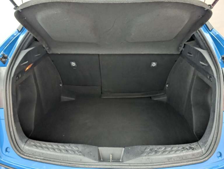  Toyota C-HR 1.8 VVT-h Design SUV 5dr Petrol Hybrid CVT Euro 6 (s/s) (122 ps) - HEATED S Petrol/E...