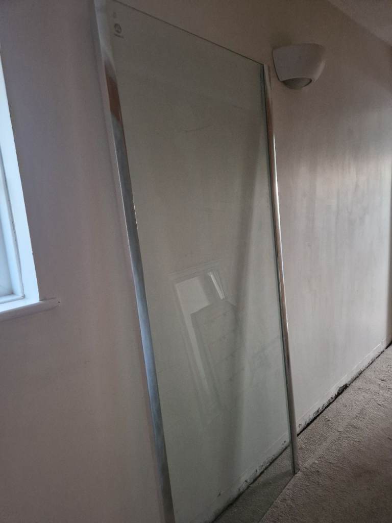 6mm Quality highlife cara glassshower screen 