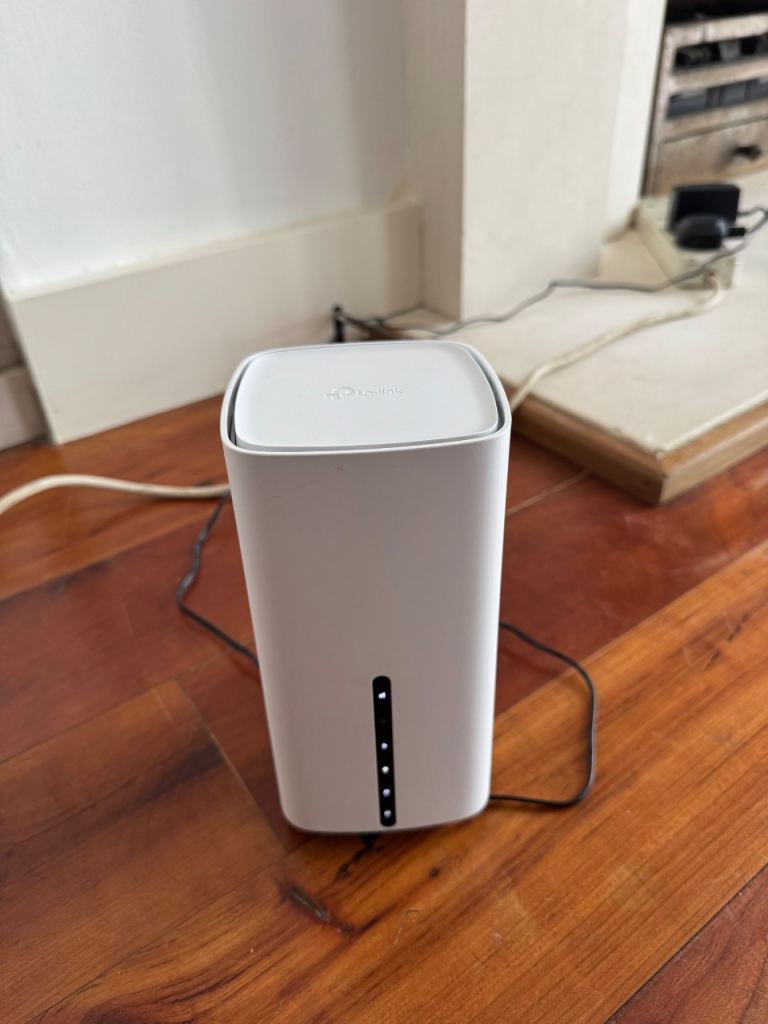 TP-Link 5G CPE Router Wi-Fi 6 - AX1800 model