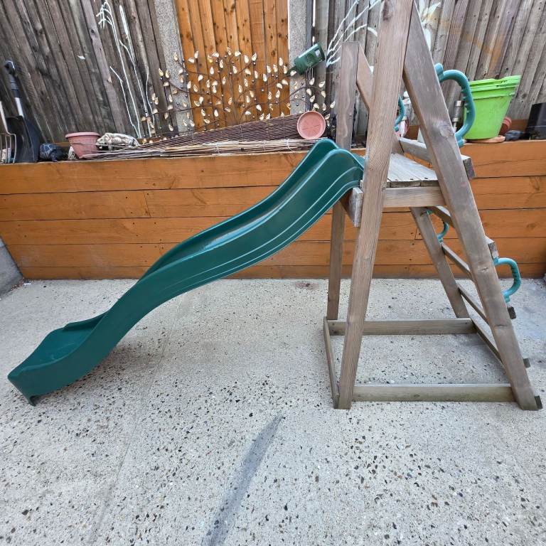 Kids Wooden Garden Slide – Green, Good Condition