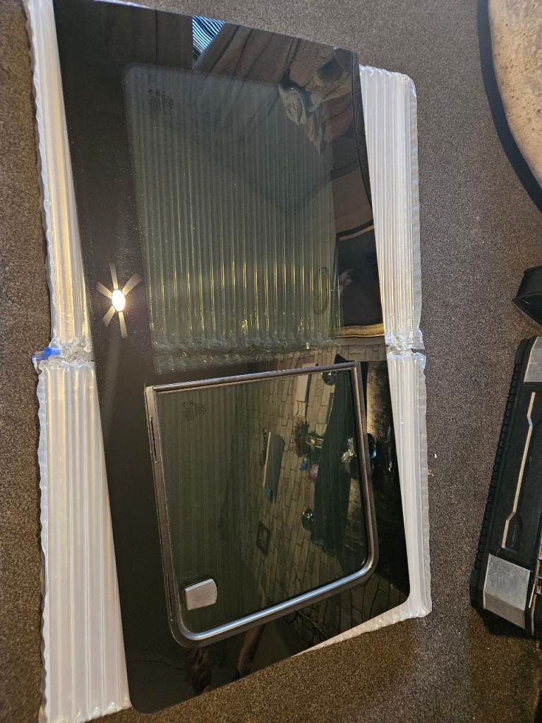 Vw t5 sliding window - drivers side