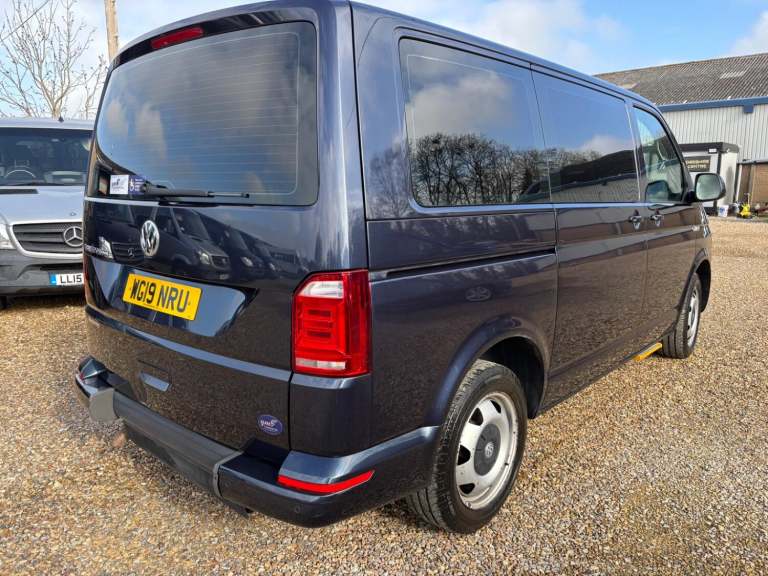 VOLKSWAGEN TRANSPORTER DRIVER TRANSFER WAV WHEELCHAIR ACCESSIBLE VEHICLE 2.0