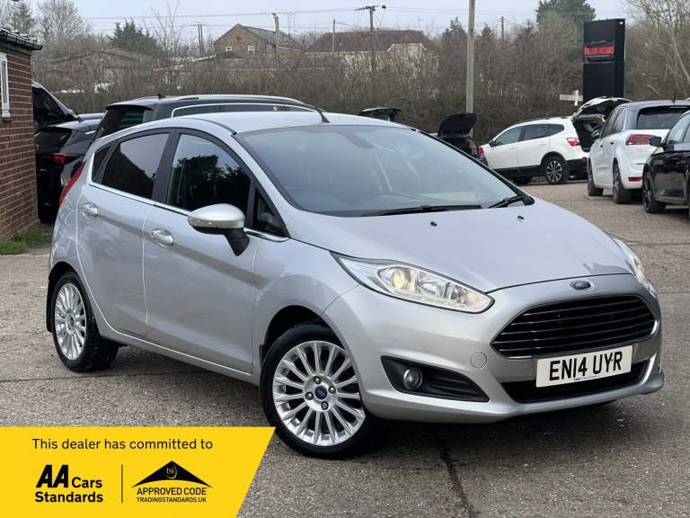 2014 Ford Fiesta 1.6 Titanium 5dr Powershift HATCHBACK PETROL Automatic