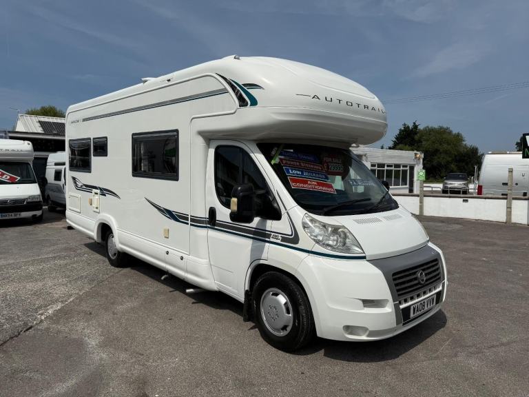 Auto-Trail Apache 700 6 Berth Fiat Ducato DIESEL MANUAL 2008/08